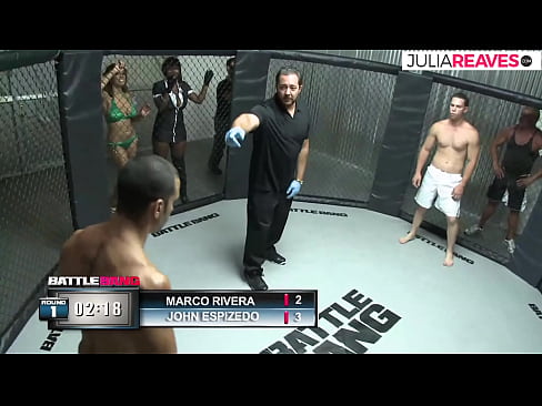 ❤️ Ultimate Fighter трахає номерну дівчину відразу після бою на рингу ❤️ Супер порно у нас ﹏