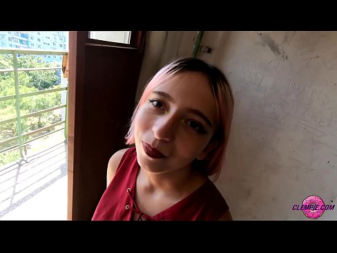 ❤️ Студент Sensual відсмоктує незнайомця в глибинці - сперма йому на обличчя ❤️ Супер порно у нас ﹏